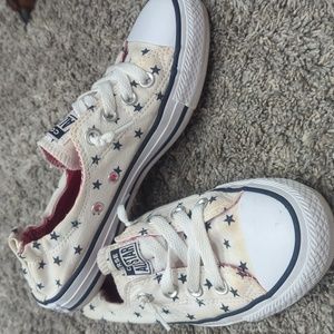 Shoreline Low Top Chucks